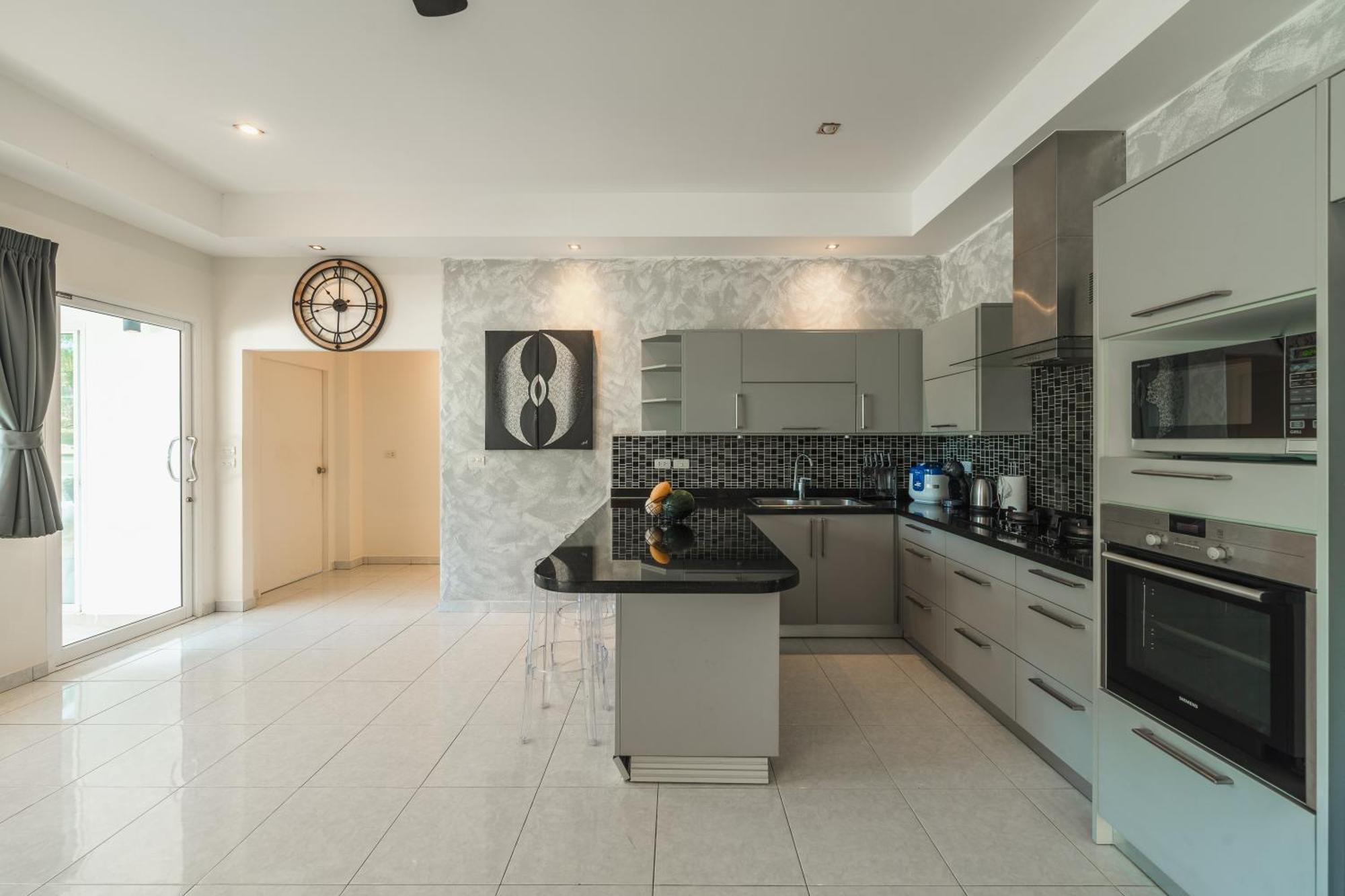 Grand 5Br Pool Villa Sea La Vie Rawai Eksteriør billede